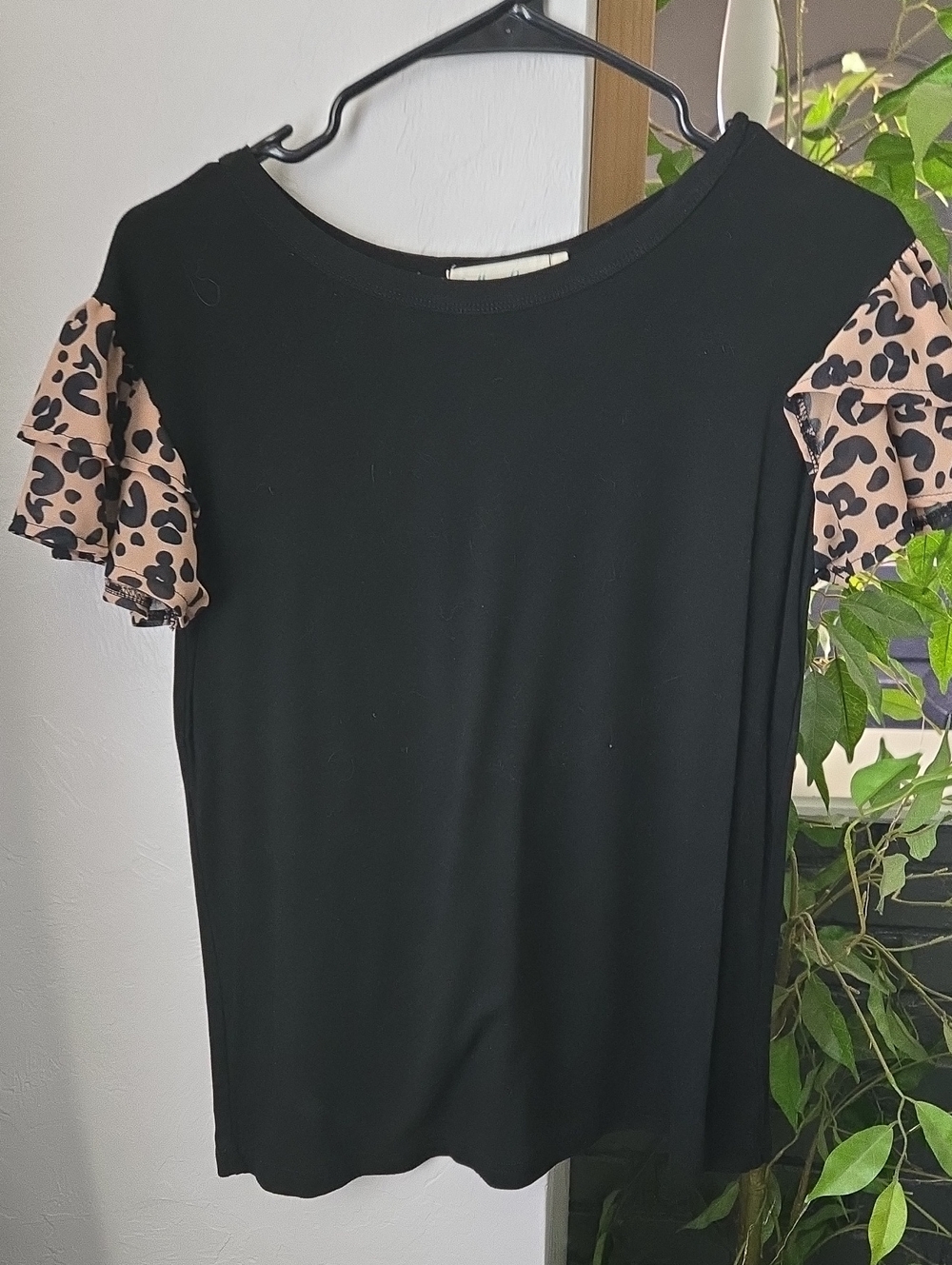 Women's Black Top with Leopard Print Ruffle Sleeves